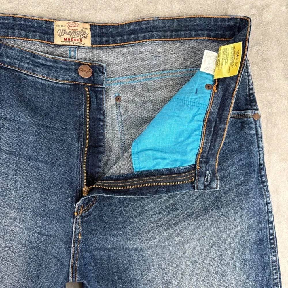 Wrangler‎ Denim Shorts Mens 40 (Fits 39x10) Blue Madden Rugged Western Cowboy